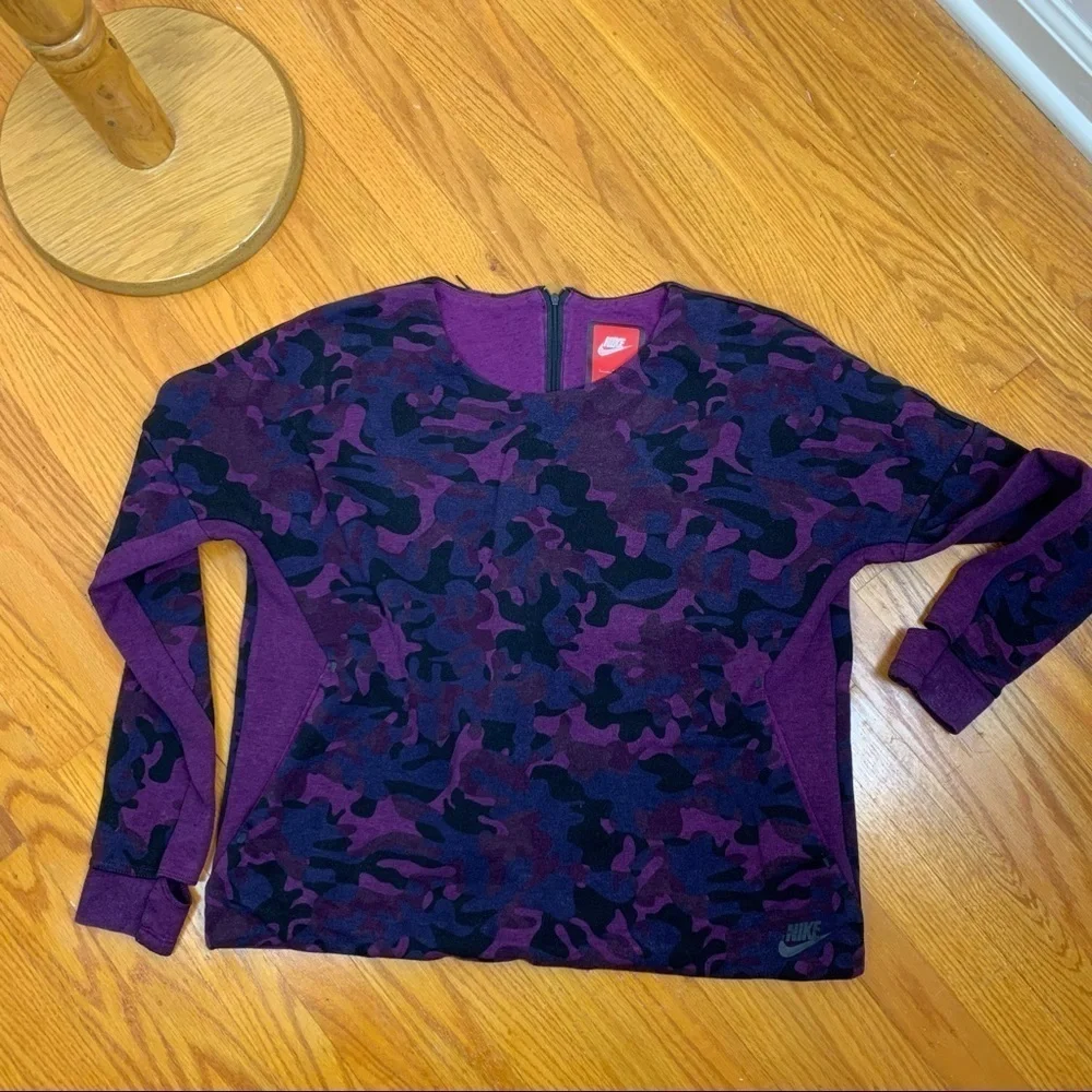 Nike Purple Camo Fleece‎ Crew Neck Sweatshirt A6